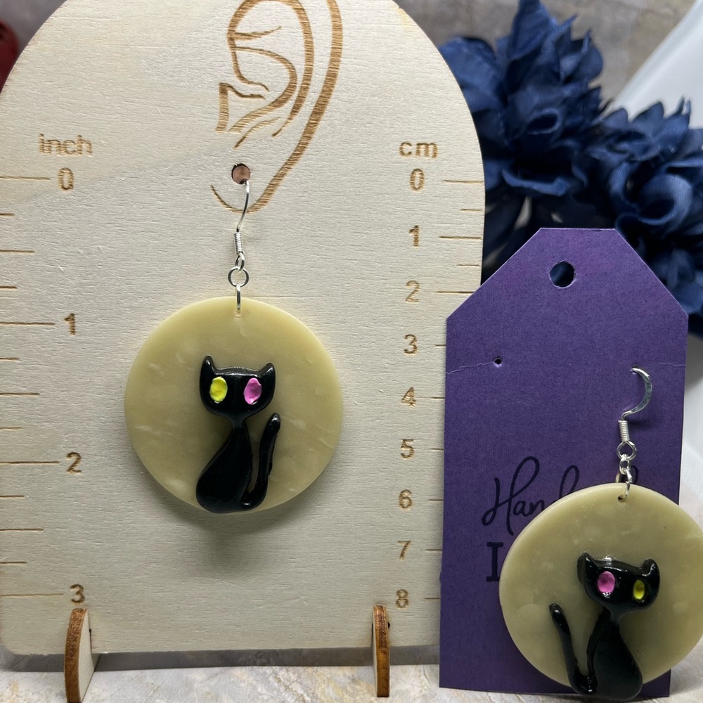 Black Cat glowing moon Earrings - Picture 2 of 2
